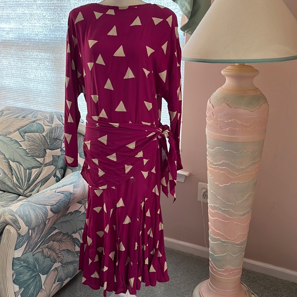 Vintage 80s Jackie Bernard by Eklektic fuschia/cream dress, size 8.